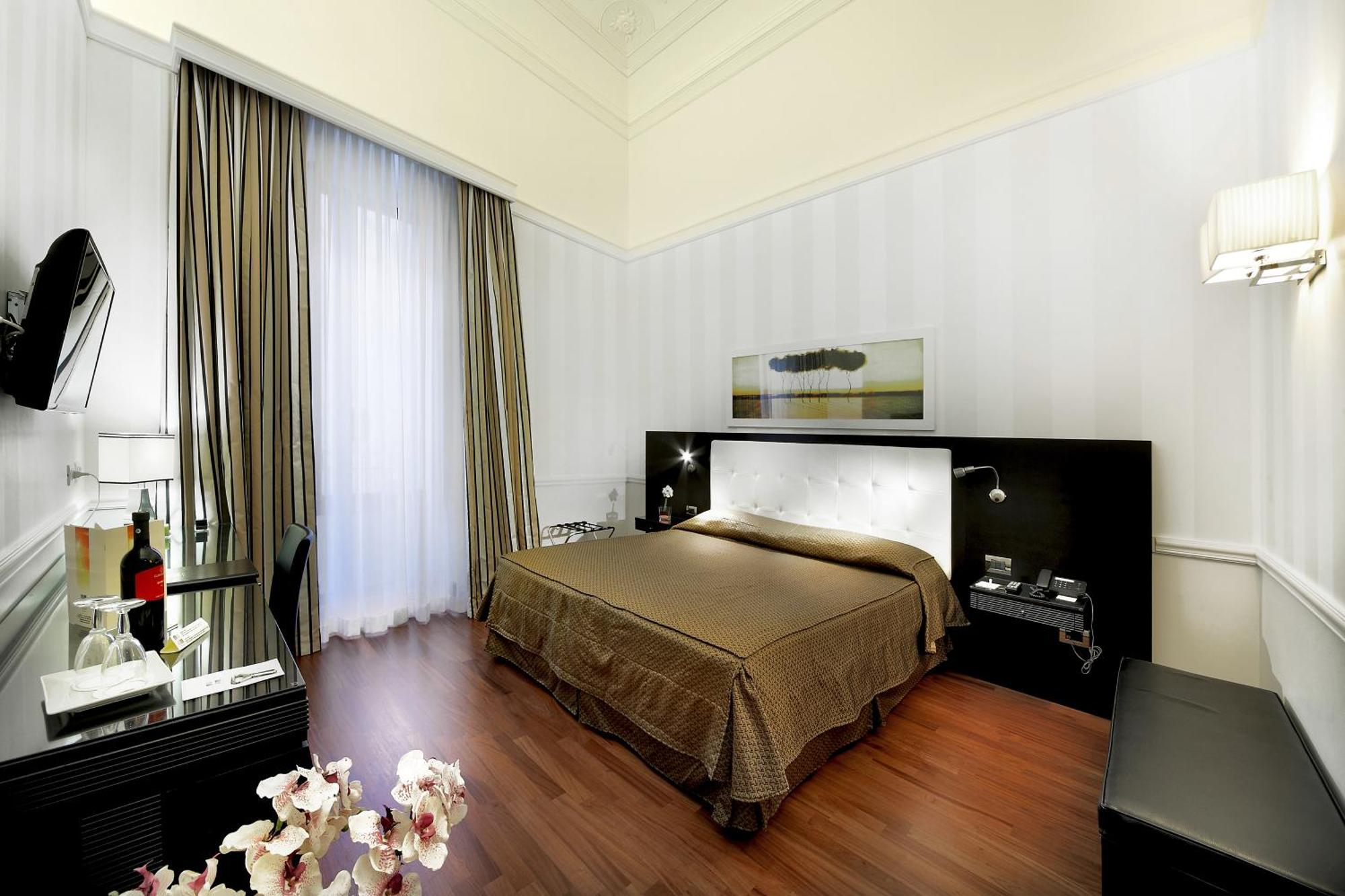 Superior Double or Twin Room,682284060:JPEG